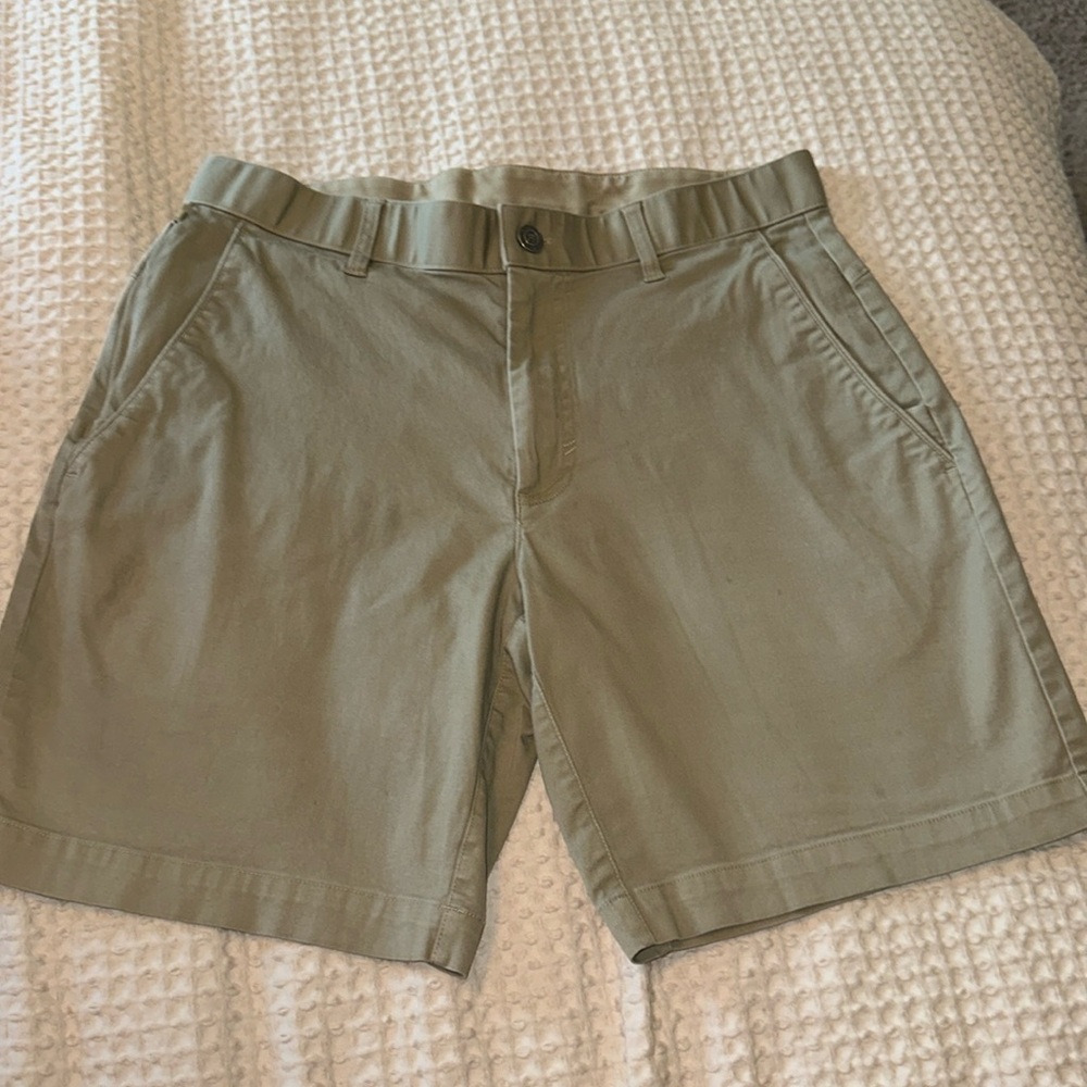 Fabletics High Side Chino Shorts